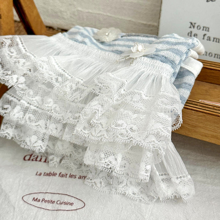お花付きフリルワンピース