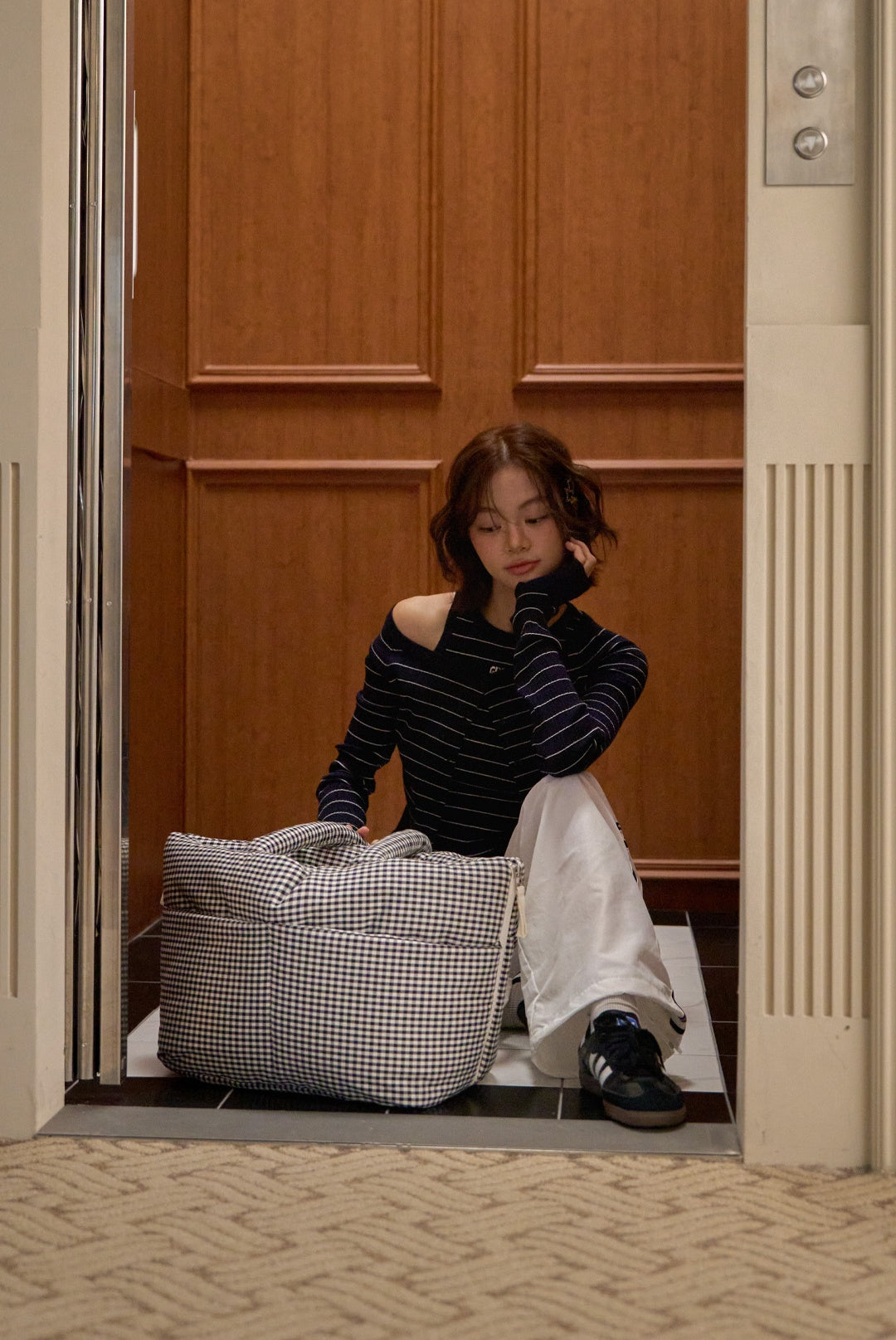 WIDE BAG - PLAID BLACK